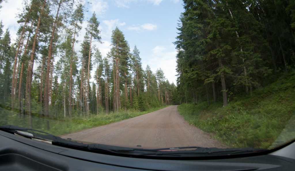 Korpitaipaleen aluksi tiet olivat melko kelvollisia